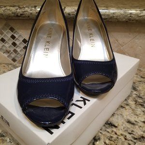 Anne Klein Navy Meredith Pumps Sz 8